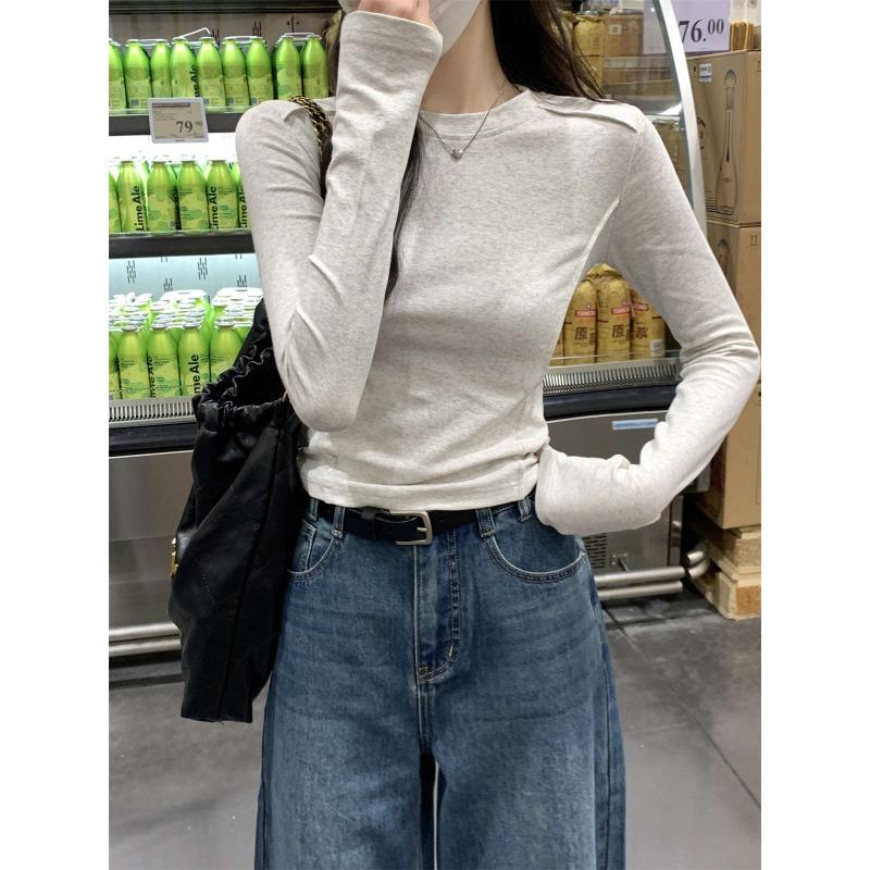 A White Bottomed Shirt, A Female Fishbone Front Shoulder Long-sleeved Shirt, A Slim-fitting and Thin Inner Top in Spring, Autumn and Winter.