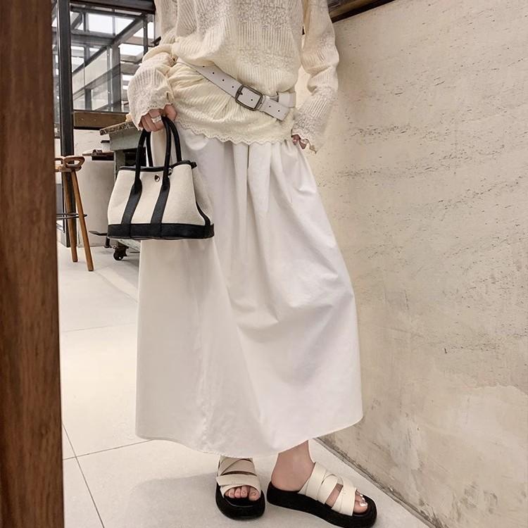 Wrap around the belt~ Su Yinyin wears summer Roman shoes with the same square head thick sole cross strap cool slippers women's slippers