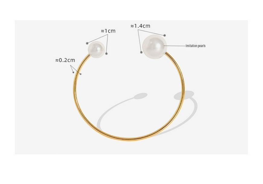Korean Style Non-fading Faux Pearl Bracelet for Women, Exquisite 18K Gold-Plated Titanium Steel.