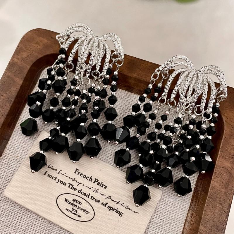 Vintage Black Series Stud Earrings 925 Silver Needle Minimalist High-End Personality Accessories for Women
