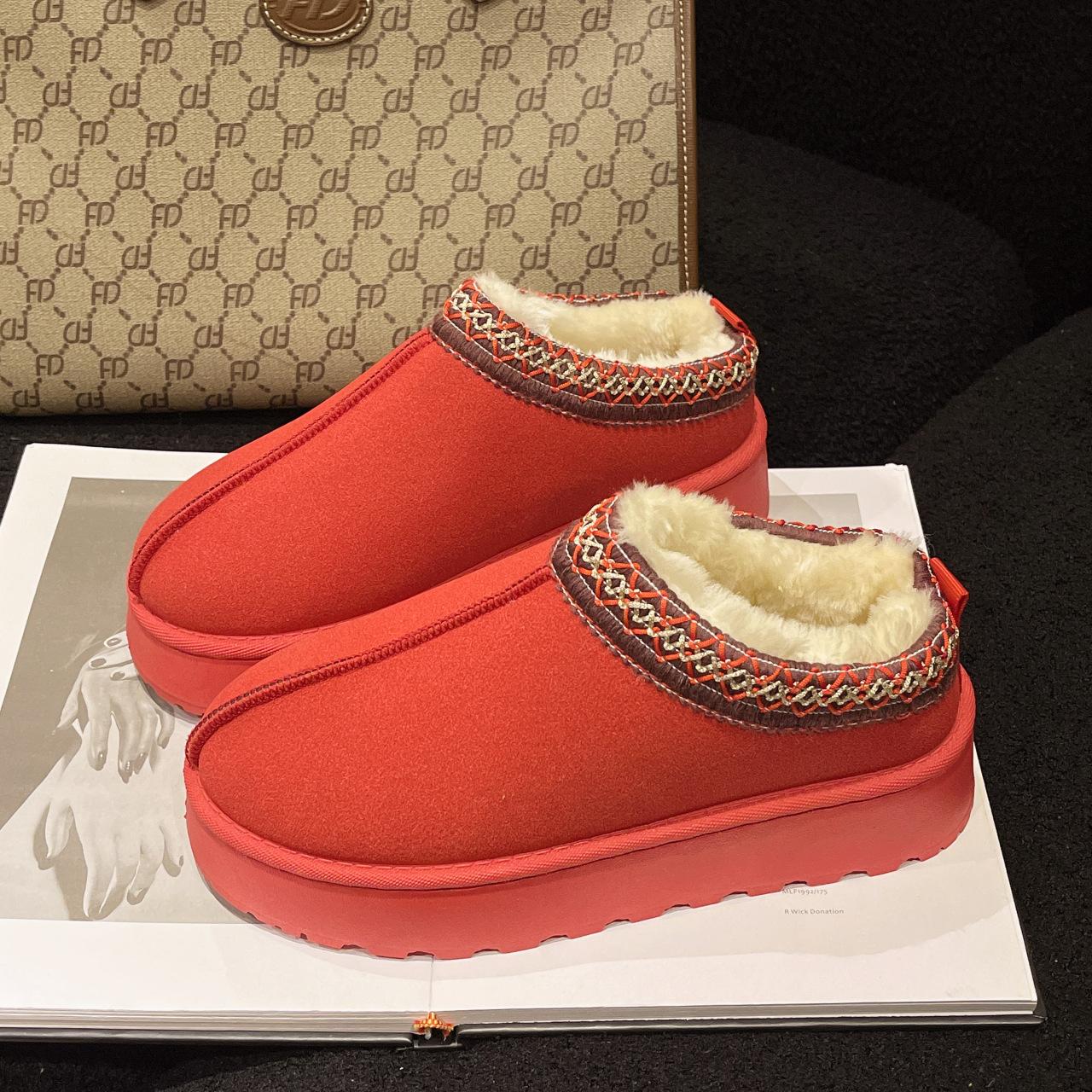 

Женские замшевые ботинки на толстой платформе, тапочки, мини-ботинки, зимняя домашняя обувь с флисовой подкладкой, нескользящие короткие женские ботинки на щиколотке с подкладкой из искусственного меха 41 красный