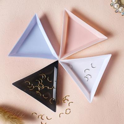 10 Stück Aufbewahrungstabletts für Nagelschmuck, stapelbar, platzsparend, aus Kunststoff, praktisch, Dreieck, Kunst, Diamant, Display-Zubehör