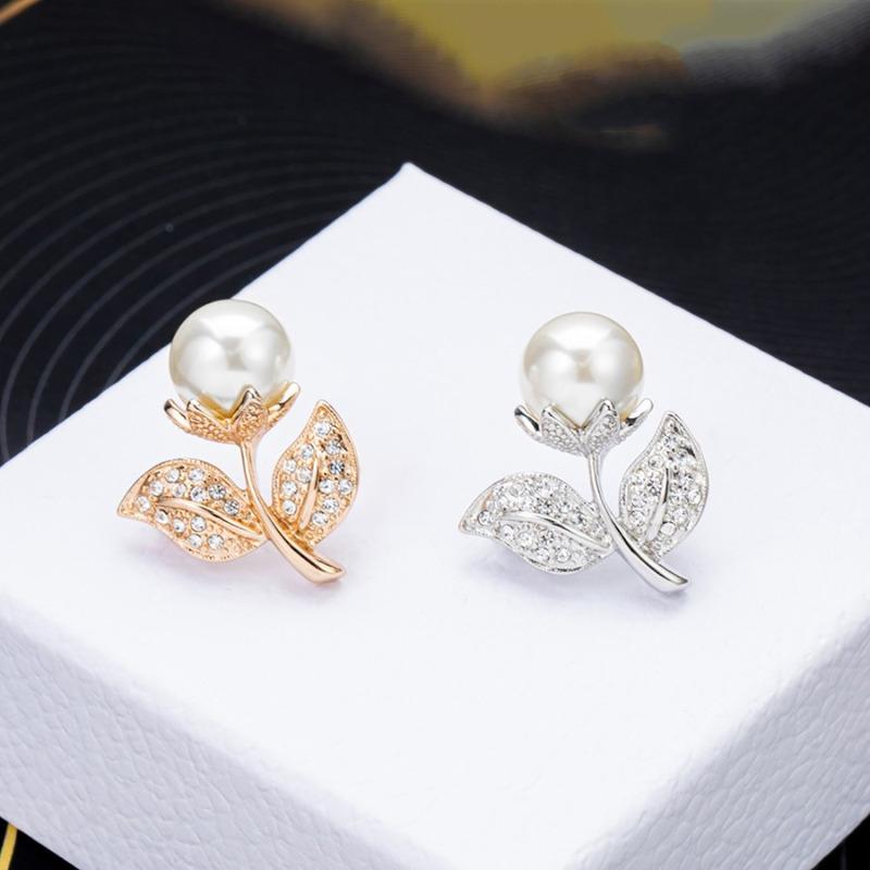 Vintage Leaf Imitation Pearl Brooch Women Elegant Plant Pin Corsage Jewelry Gift