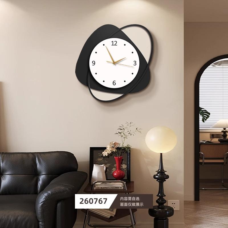 Living Room Creative Wall Clock Modern Light Luxury Clock New Style Clock Simple and Atmospheric Watch Wall Hanging Silent Home