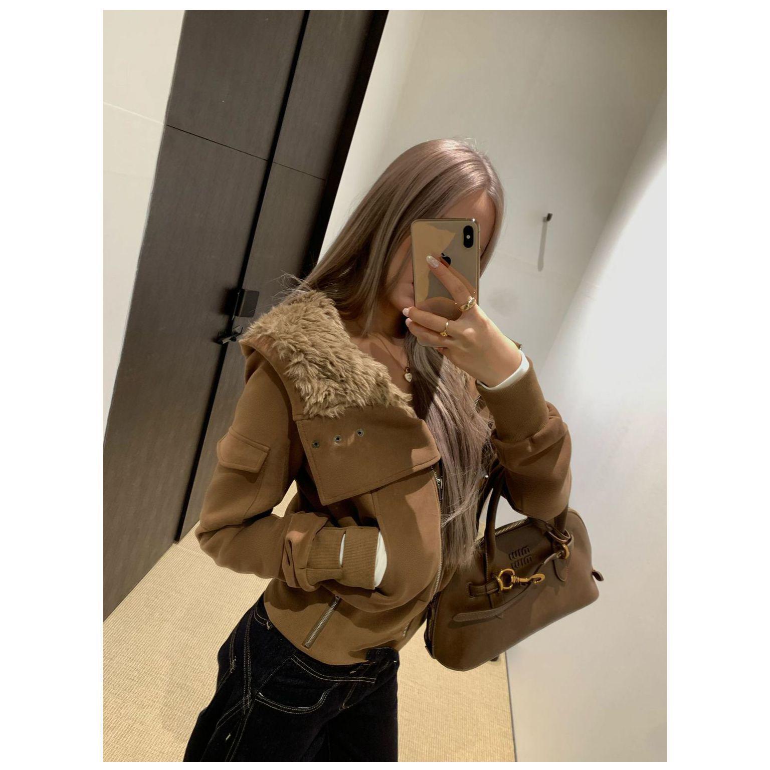 

Little Fish [Caramel Croissant] Retro Fur Collar Women s Autumn Winter Coat, American Design, Short Top S (80-100 jin) коричневый