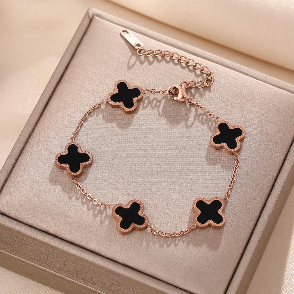 Luxe Titanium Staal Vierbladig Klaver Armband in Koreaanse Stijl met Ingelegde Diamanten voor Vrouwen - Kleurvast