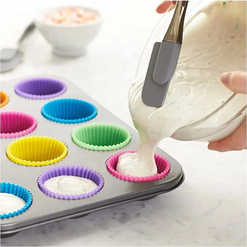12 circular high-temperature resistant kitchen anti mold silicone small cake cups mold cups air fryer baking pastry color random