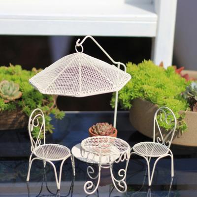 Dollhouse Miniature Bistro Table/Chairs/Beach Umbrella Accessories, Metal 1:12 Scale Miniatures, Outdoor Coffee/Tea Furniture, Fairy Garden Cute