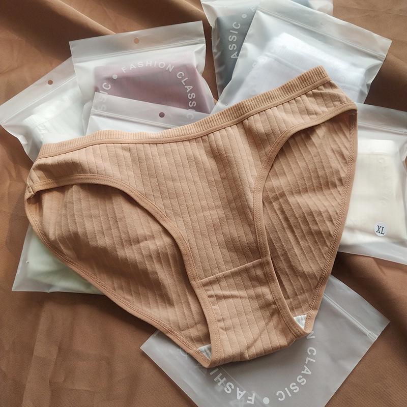 Culottes Triangle en Coton Taille Moyenne pour Femmes - Couleur Unie, Grande Taille, Style Européen et Américain