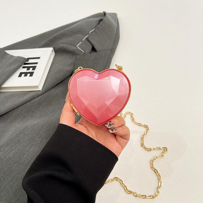 Acrylic Mini Love Bag Sweet and Fashion Transparent Chain Crossbody Bag Small Wallet Bag