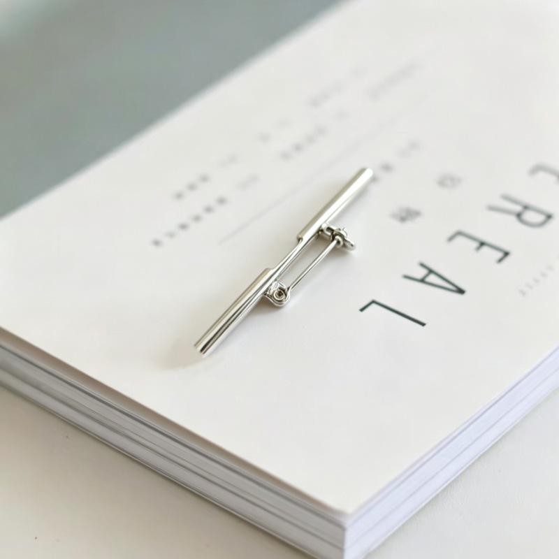 Versatile Metal Lapel Pin Holder for Flower Insert Elegant Branch Brooch серебряный