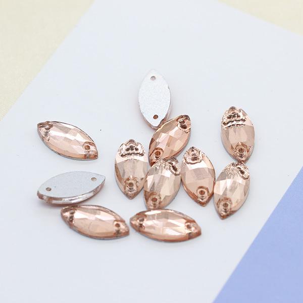 Premium Flat-Bottomed Double-Hole Glass Sewing Drill and Rhinestone Stickers for DIY Clothing, Shoes, Hats, and Bags.