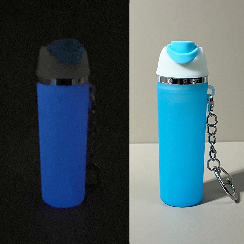 Llavero Copa Rey Hielo: Colgante Stanley versátil para pintalabios o para colgar en la mochila