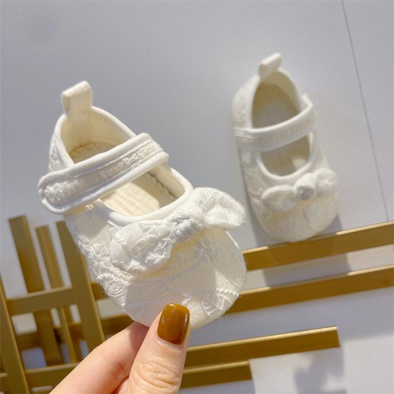 

2024 Spring Autumn New Baby Soft Soled Walking Shoes Trendy Lovely Lace Princess Shoes Fashion Versatile Antiskid Girls Sneakers insole13cm