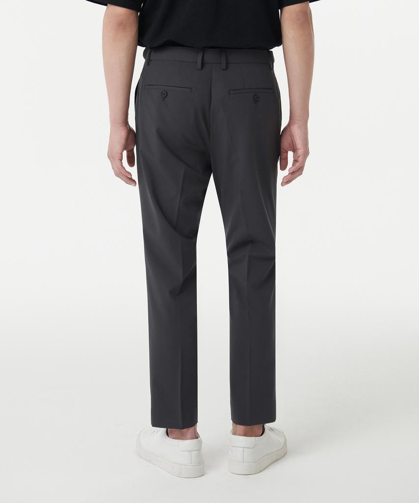 MUSINSA STANDARD [Cooltandard] Relaxed Tapered Hidden Banding Crop Slacks [Gunmetal]