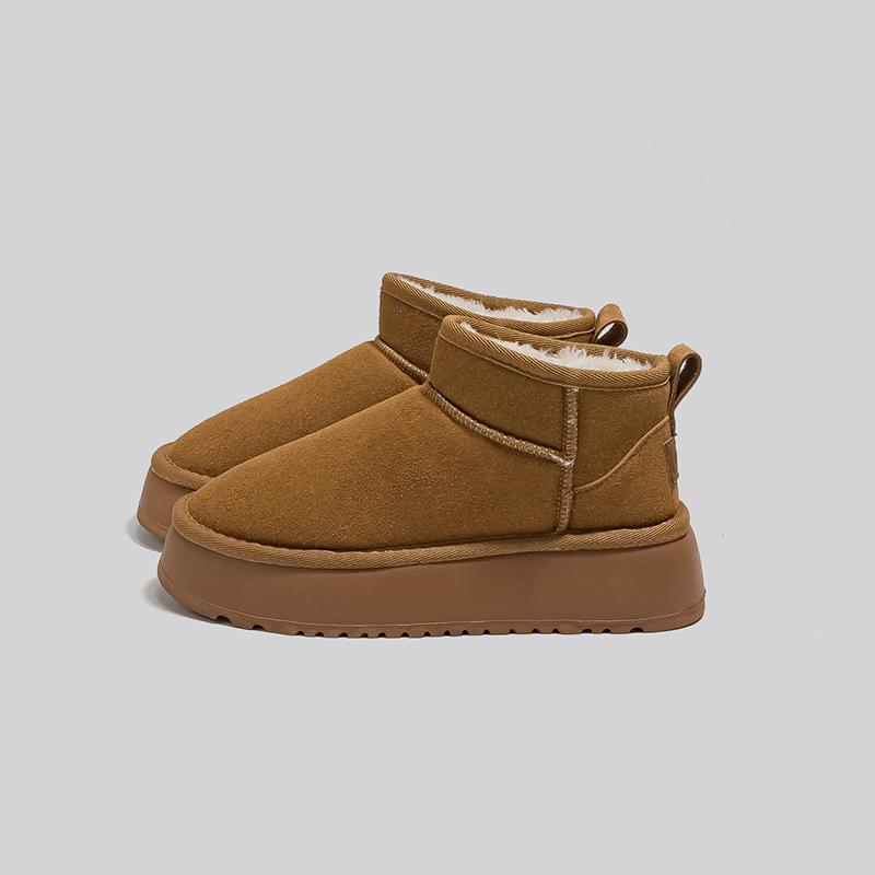 

A thick-soled snow boots in the winter of 22 years, new cotton shoes, piled and thickened warm boots, autumn and winter 35 верблюд