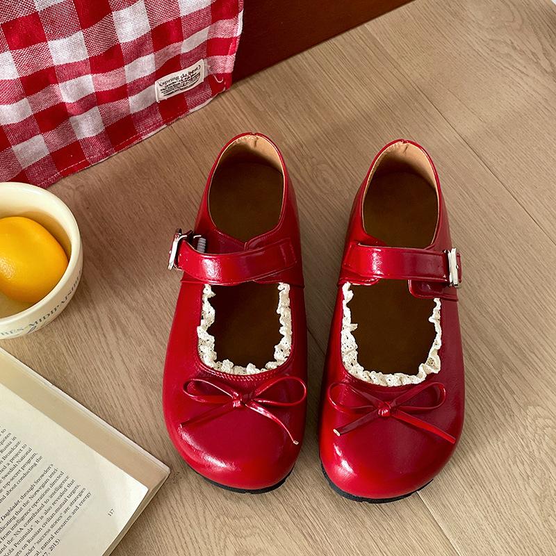 French ballet style red inner height increase shallow mouth flat-soled single shoes women's summer 2025 new skirt Mary Jane shoes