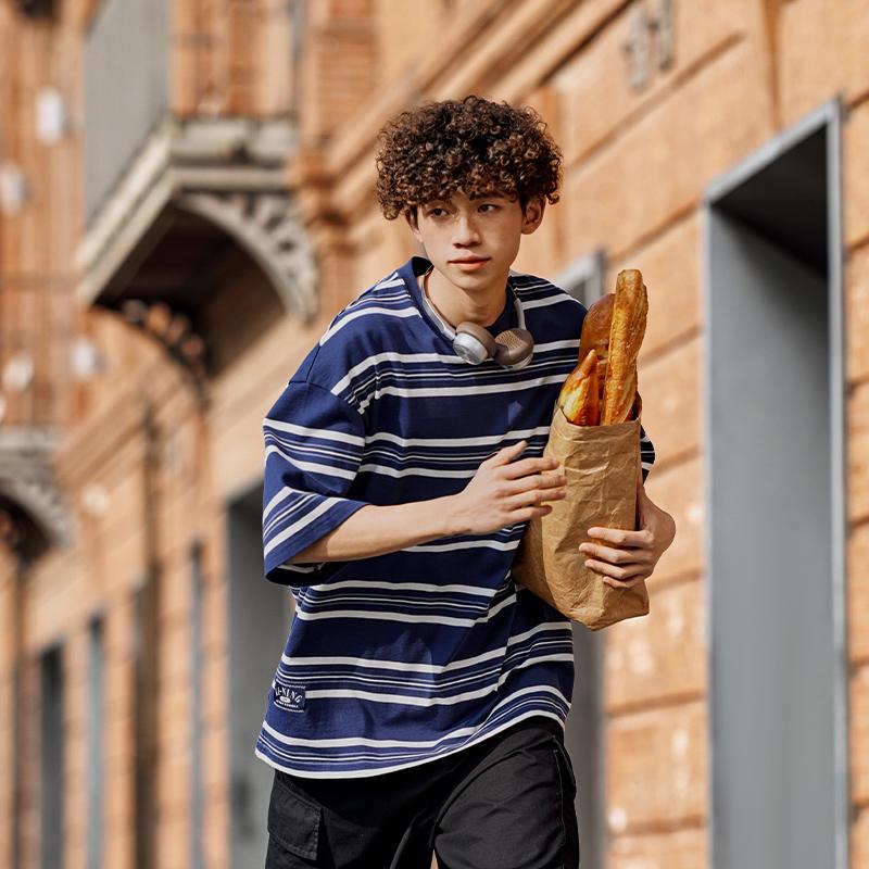 Li Ning Minimalist Versatile Striped Drop Shoulder Round Neck Cotton Summer Short Sleeve T-Shirt Unisex Tops Deep-Navy AHSU655-2