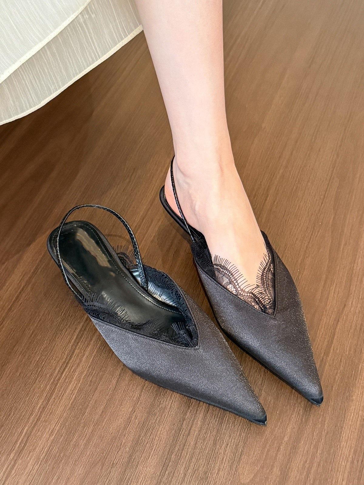 

Мэйсянь, выйди из круга! Белые кружевные туфли с острым носком на низком каблуке женские весенние 40 чёрный