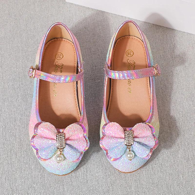 Dětské letní sandály duhové flitry Dívčí obuv na večírek Móda Třpytivý motýlek Dětské Princezna Ležérní Společenské šaty Vysoké podpatky