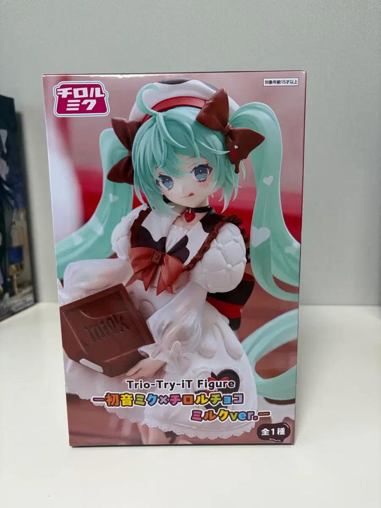 Miku x Tiroll Schokoladenmilch Figur