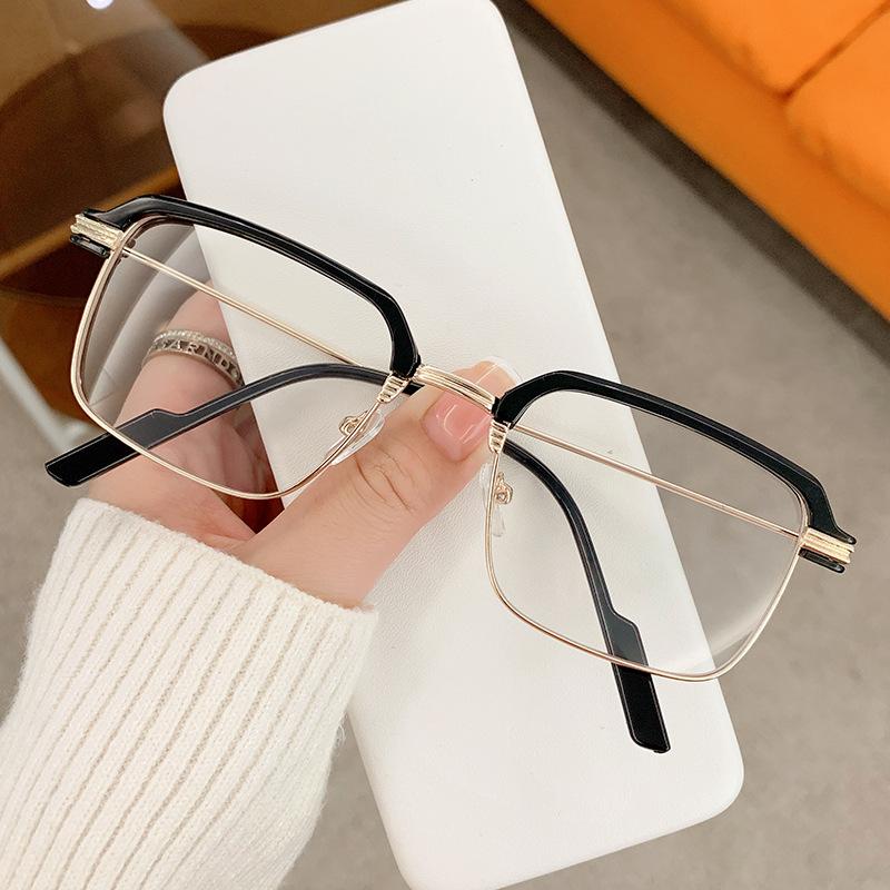

Quadrate Reading Eyewear Men Women Anti Blue Light Metal Frame Presbyopic Eyewear Antifatigue Computer use Eyewear +1.5 +2.0 +2.5 +3.0 0