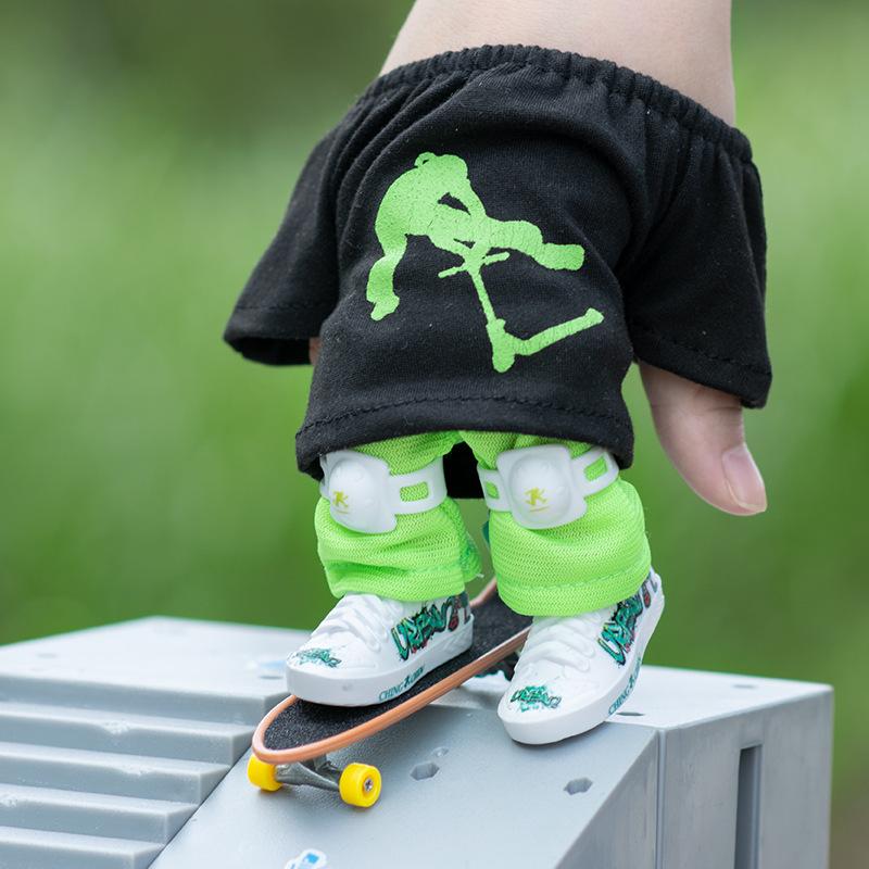 Jucărie Mini Finger Skateboard Finger Scooter Finger Pantaloni Finger Shoes
