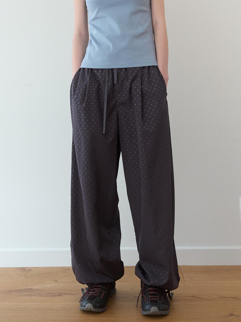 ENZO BLUES Dot Two-Way Elastic Waist Pants (Charcoal)