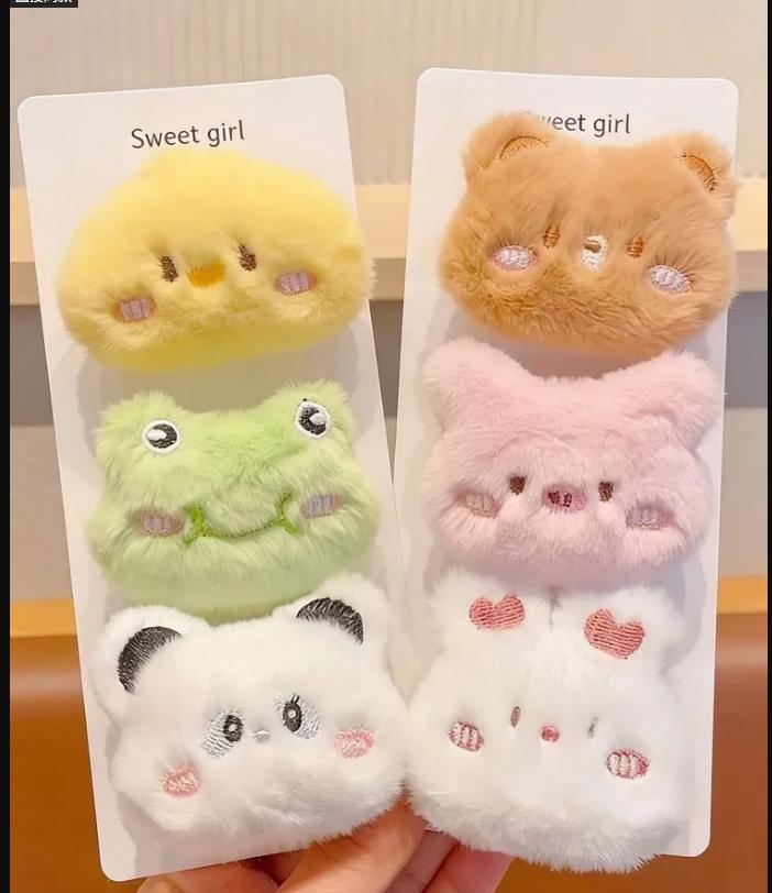 Set of 6 Plush Animal Character Brooches Soft Fabric Cute Design Accessories for Bags Clothing Hats Scarves and More