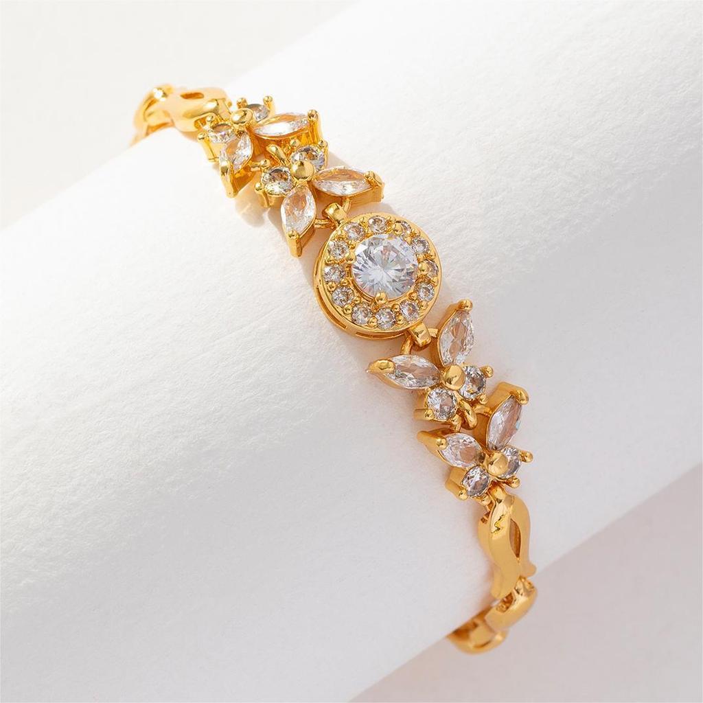 European and American Light Luxury High-end Sense Fashion Niche Personality Bracelet Temperament Zircon Butterfly Love Flower