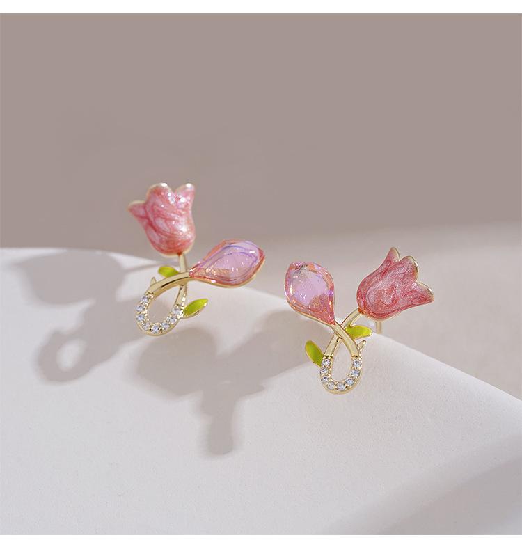 Mingqing Fashion S925 Silver Temperament Stud Earrings