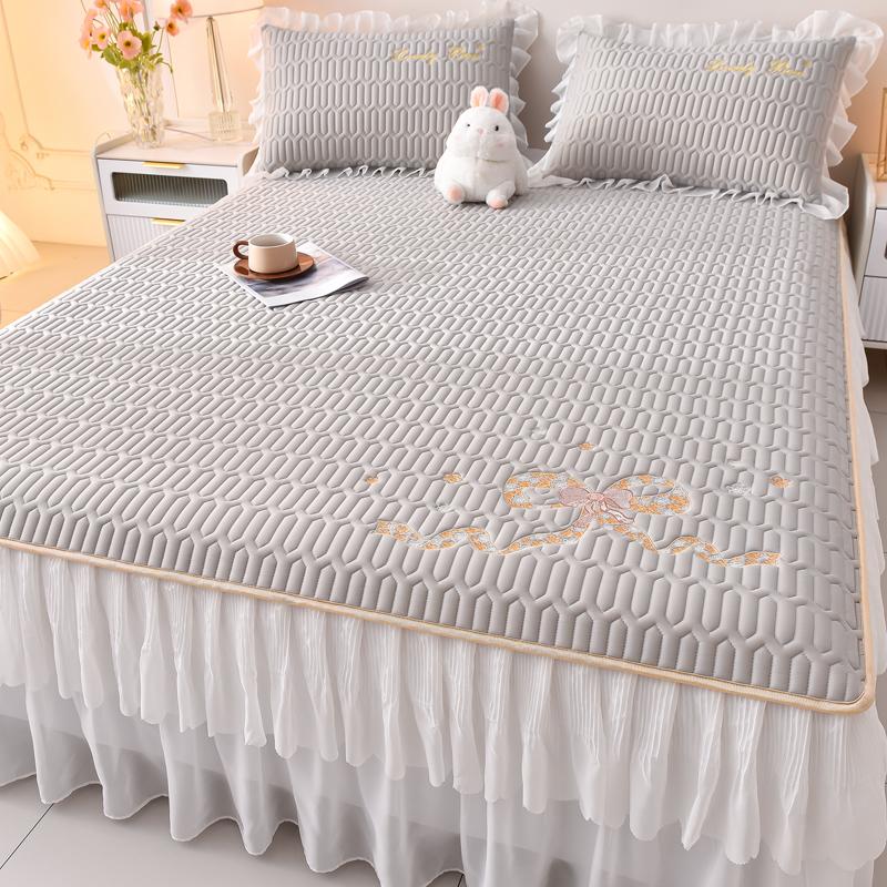 Summer New Ice Silk Latex Summer Mat Bed Skirt Three-Piece Washable Single Student Mattress
