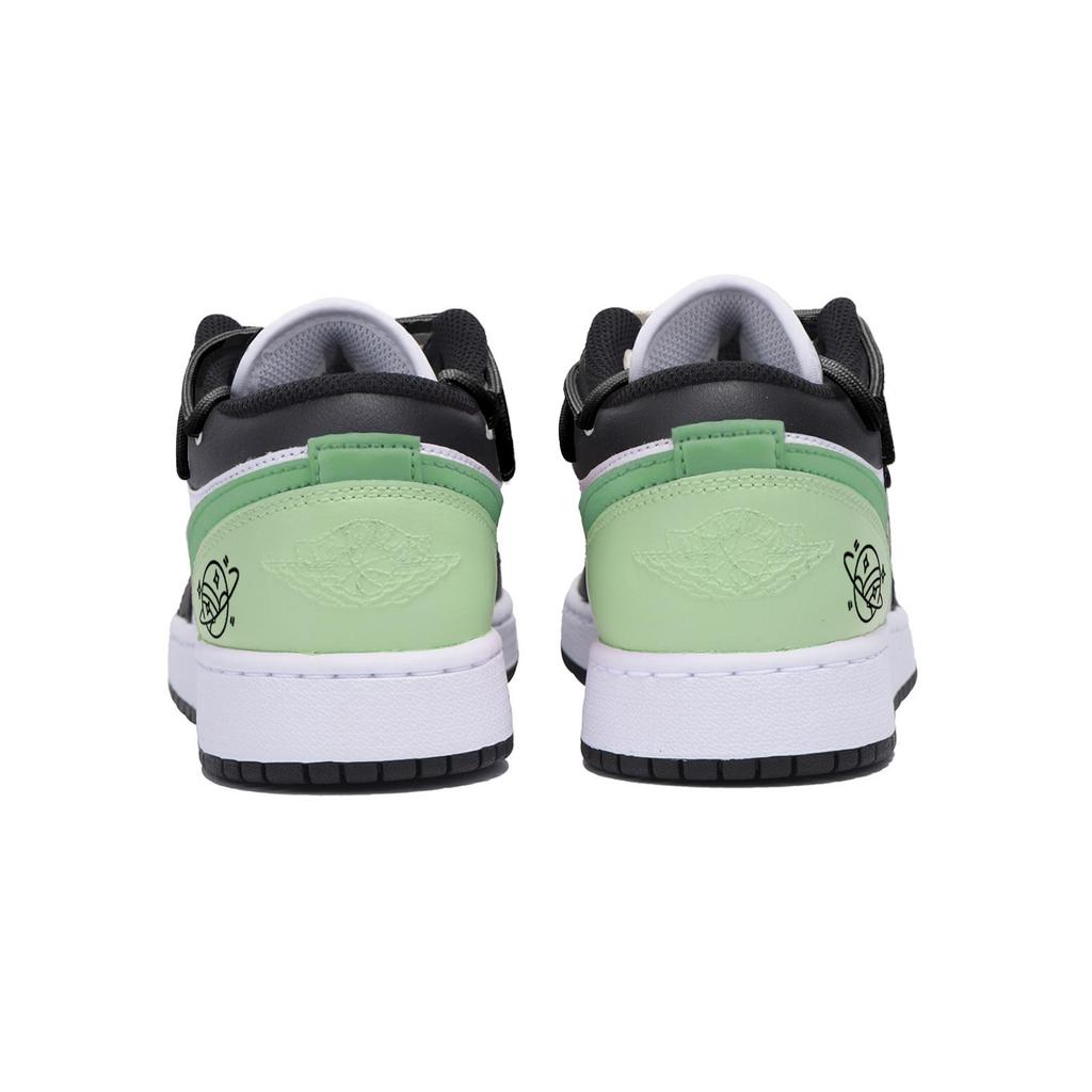 Jordan Air Jordan 1 Slip Resistant Abrasion Resistant Low Top Vintage Basketball Shoes Men's Black Green 553558-131(Team85-)