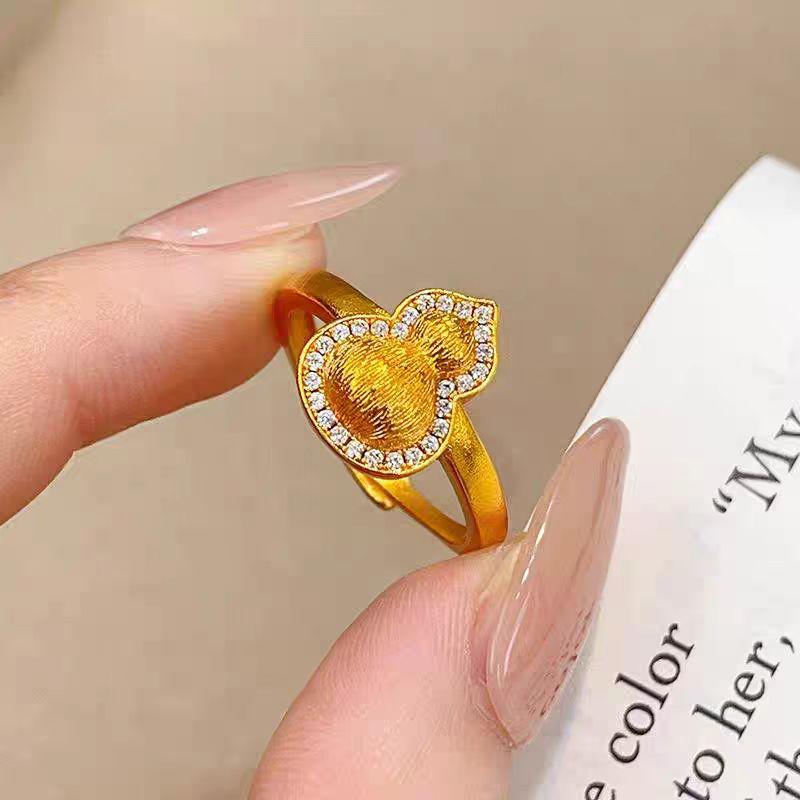 **Винтажные золотые серьги-тыковки в придворном стиле с бриллиантовой шлифовкой для женщин**