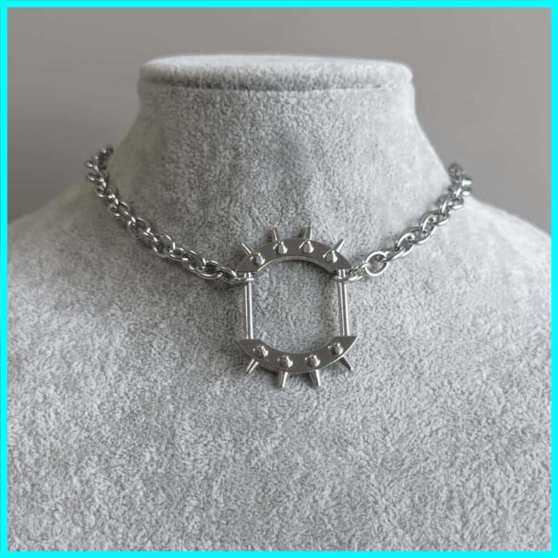 

Stylish Square Spiked Pendant Necklace For Women Men Trendy Geometric Design Adjustable Neckchain Jewelry CN
