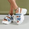 Sandales à semelles épaisses et sangles de grande taille pour femmes, sandales de plage à talon moyen avec boucle à un mot, chaussures pour femmes à talon compensé