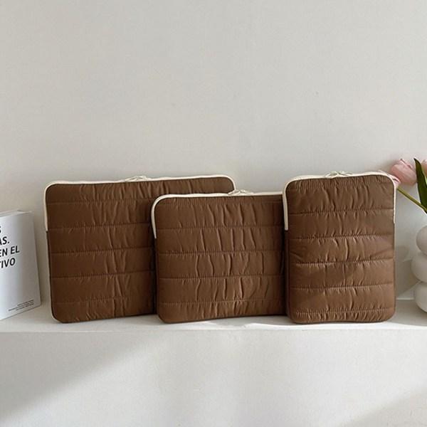 

Funysh Laptop Pad Padded Pouch, TYPE 04 Brown