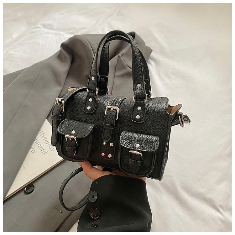 

Трендовая мягкая сумка-тоут для лица женская 2025 новая высококлассная универсальная сумка на плечо модная нишевая сумка-мессенджер для поездок чёрный