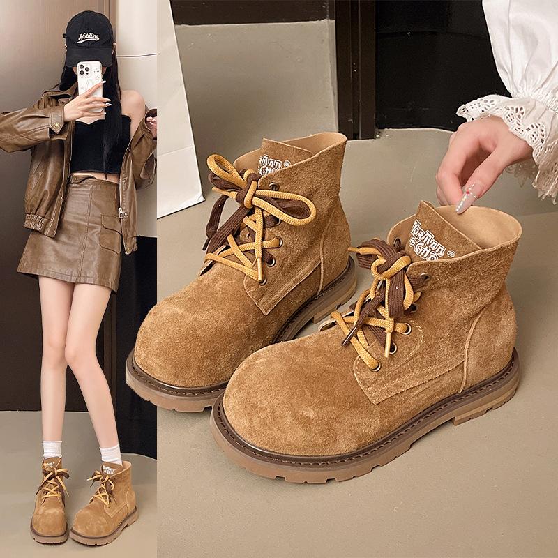 Bottines Martin pour femmes automne 2025 nouvelles bottines courtes à plateforme bottes western élégantes bottines rétro bottes simples bottes rhubarbe