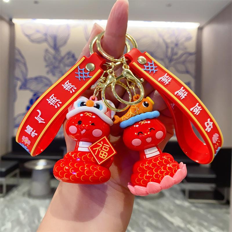 New Year's God of Wealth Hat, Snake Keychain, Female Cute Exquisite Trendy Doll Schoolbag, Keychain Pendant.