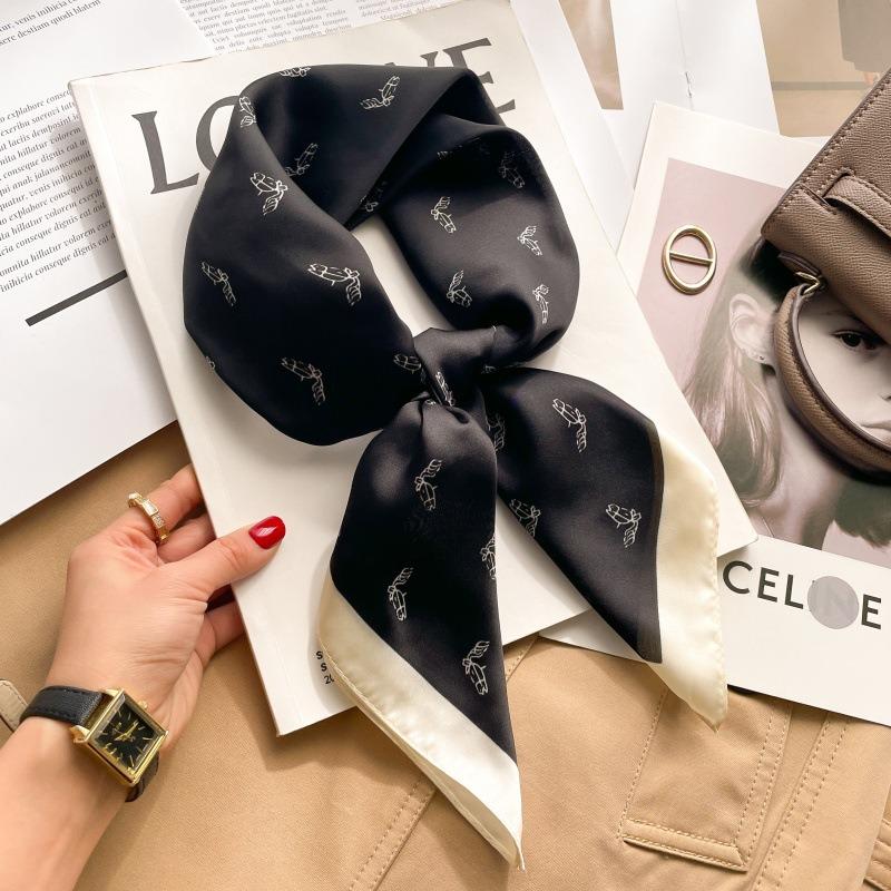 Zhang Ruonan silk scarf women's spring and summer new fashion retro accessories scarf neck high-end small square scarf