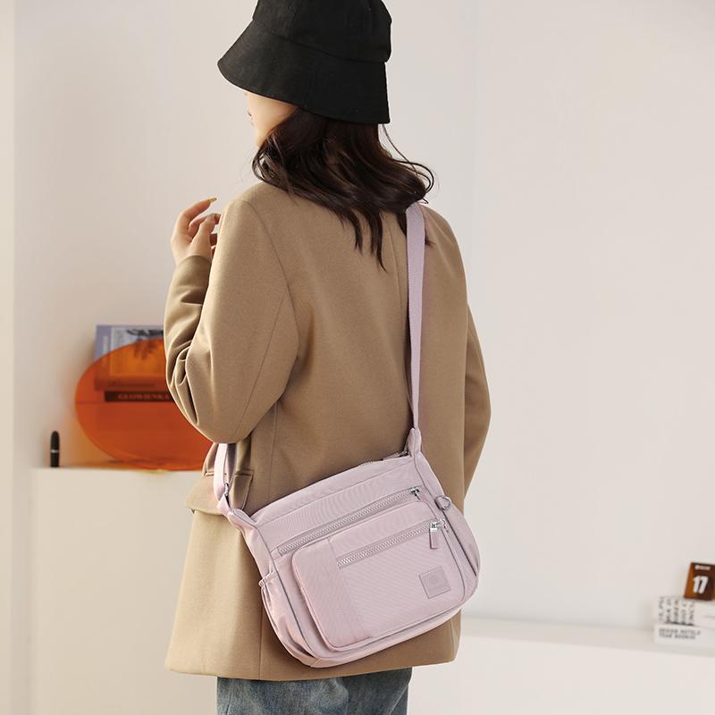 Women's Crossbody Bag Large Capacity Shoulder Bag Multi-Compartment Middle-Aged Mother Bag