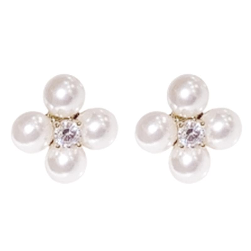1Pair Simple Flower Pearl Sweet Earrings Trendy White Imitation Pearl Earrings For Women Elegant Bridal Wedding Jewelry