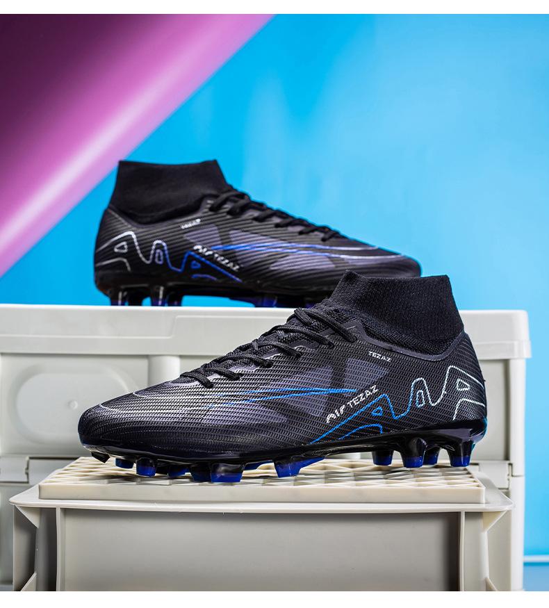 Nahtlose Outdoor-Fußballschuhe mit Fliegenstrick für Herren-High-Top-Studenten mit Stollen und Spikes für Rasenspieltraining Fußballschuhe