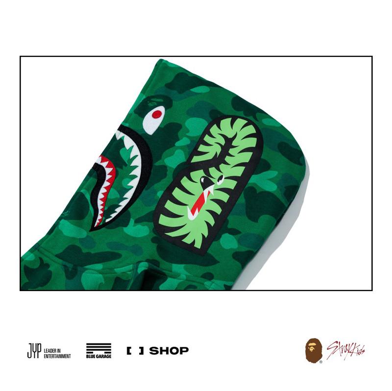 [PRE ORDER] STRAY KIDS × BAPE – FoxI.Ny SHARK FULL ZIP HOODIE (I.N Ver.)
