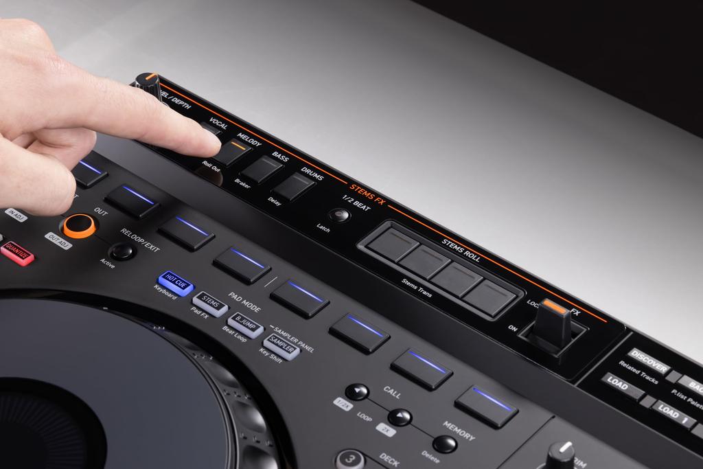 AlphaTheta 4ch Performance DJ Controller DDJ-GRV6