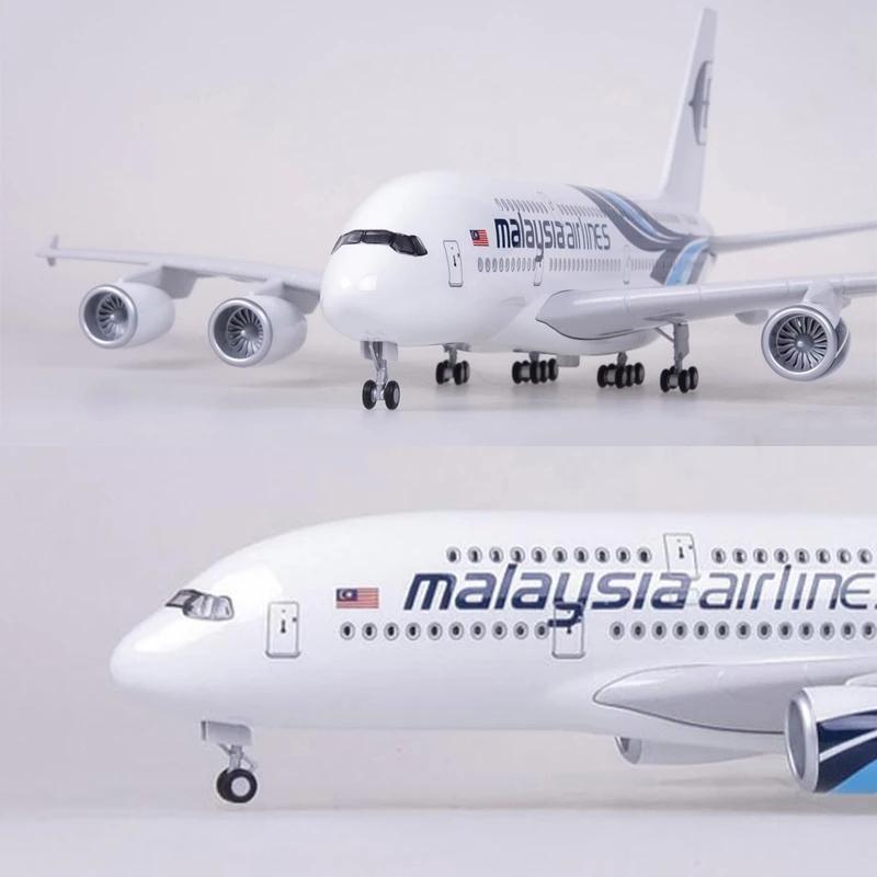 Scale 1:160 47cm Malaysia Aircraft Model A380 Plane Model Die-Cast Resin Aircraft Model Plane Parts For Collection Room Decor