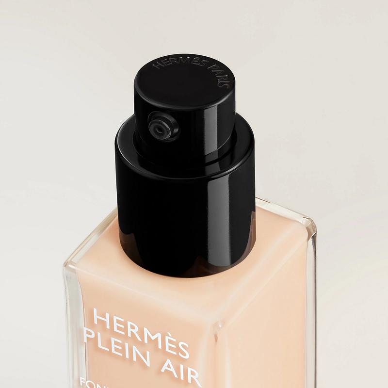Hermes HERMESPlein Air Yingze Soft Light Liquid Foundation Lightweight Natural Matte 33942672 2026-#07N
