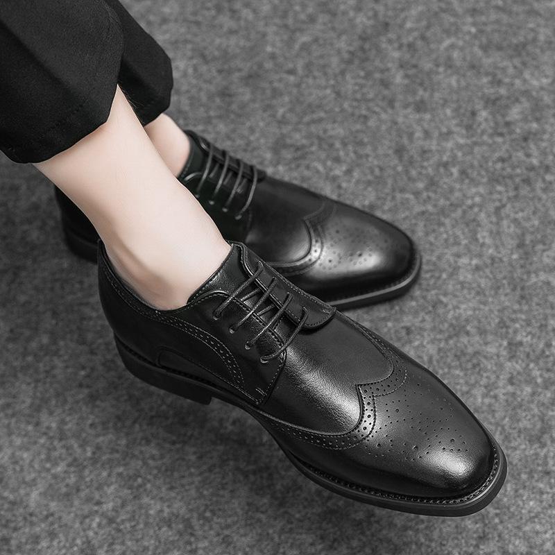 Leather Shoes British Retro Brock Carved Business Dress Casual Inner Height Increase Pointed Breathable Groom Wedding Shoes