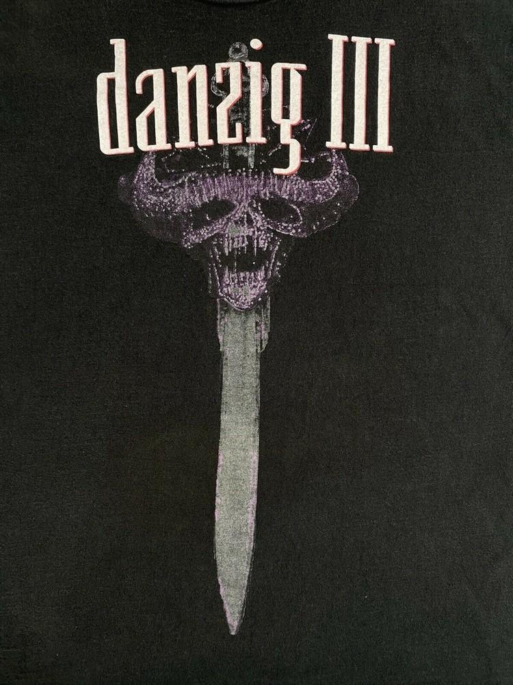 

Danzig III How the Gods Kill Shirt Classic Black Unisex Men S-4XL 1H0690 Unisex T-Shirt L